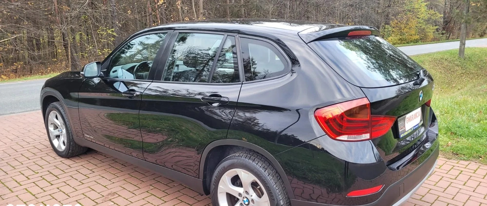 BMW X1 cena 46900 przebieg: 175600, rok produkcji 2015 z Siechnice małe 466